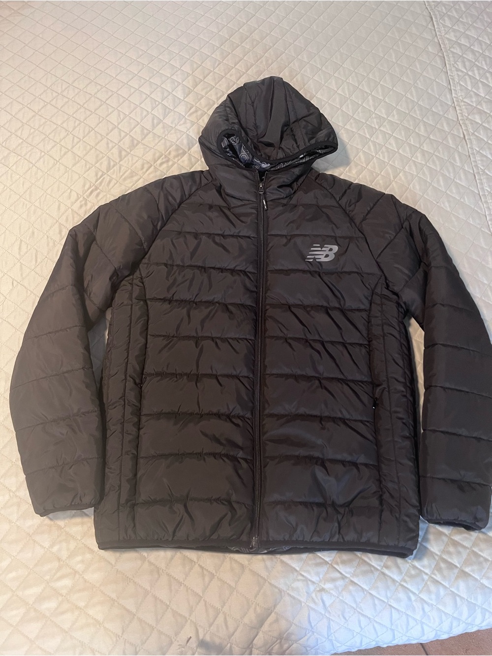 Men’s Large New Balance Black Quilted Hooded Puffer Jacket